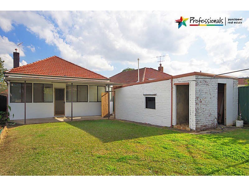 5 WARREN Parade, Punchbowl NSW 2196