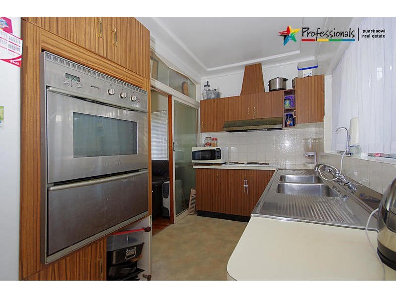 18 SALADINE Avenue, Punchbowl NSW 2196