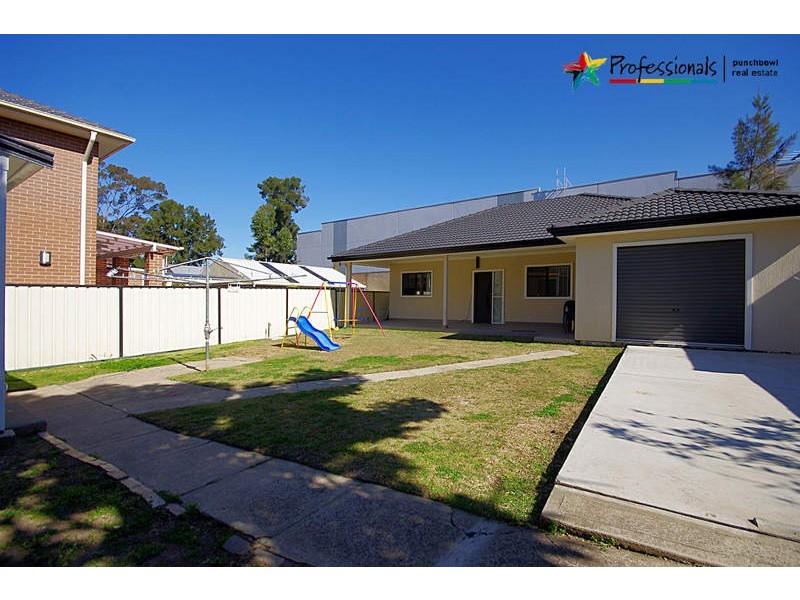 15 MONS Street, Condell Park NSW 2200