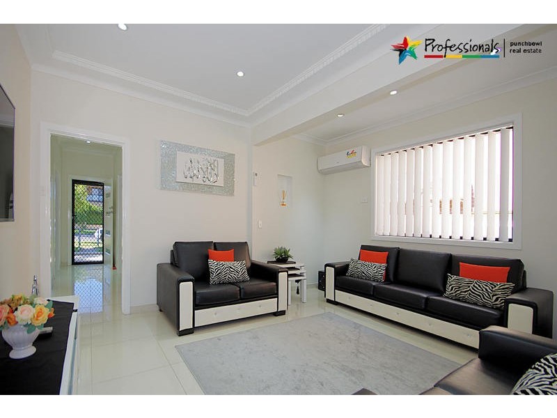 15 MONS Street, Condell Park NSW 2200