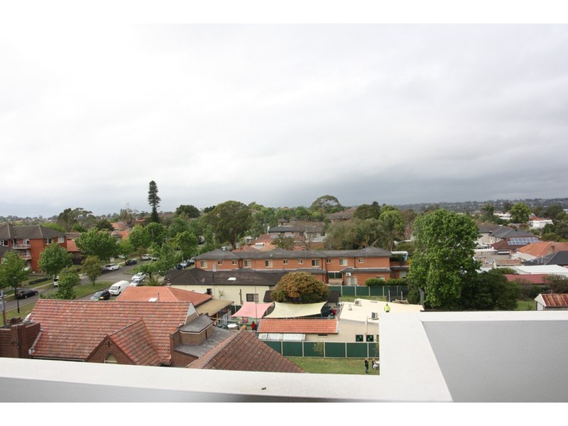 71/1-9 BROADWAY, Punchbowl NSW 2196