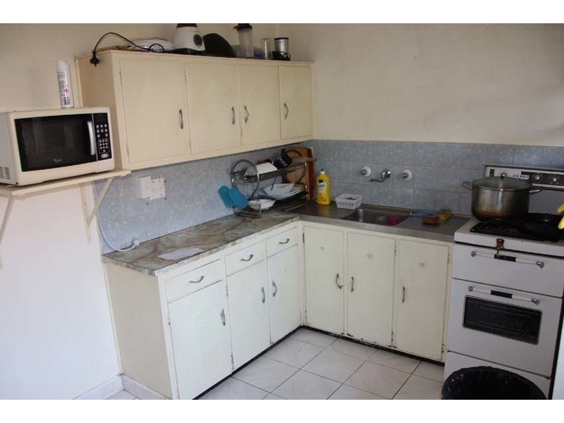 4/18 BROADWAY, Punchbowl NSW 2196