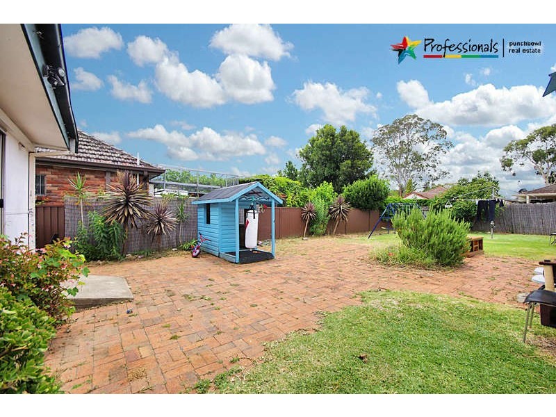 8 BLENMAN Avenue, Punchbowl NSW 2196