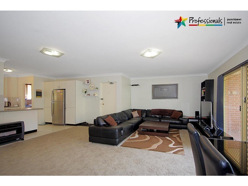 30/4-6 DELLWOOD Street, Bankstown NSW 2200