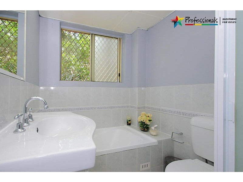 30/4-6 DELLWOOD Street, Bankstown NSW 2200