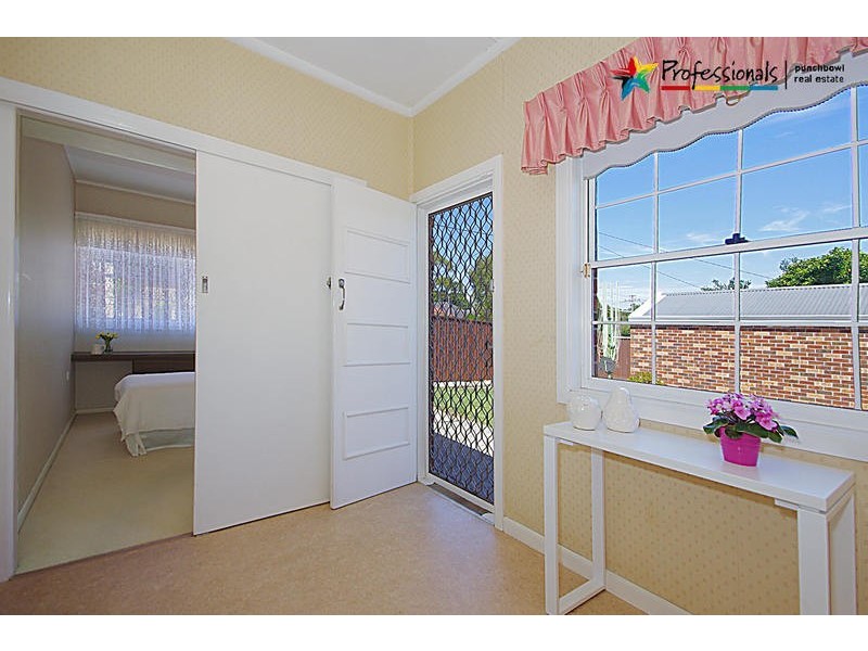 136 KARNE Street, Roselands NSW 2196