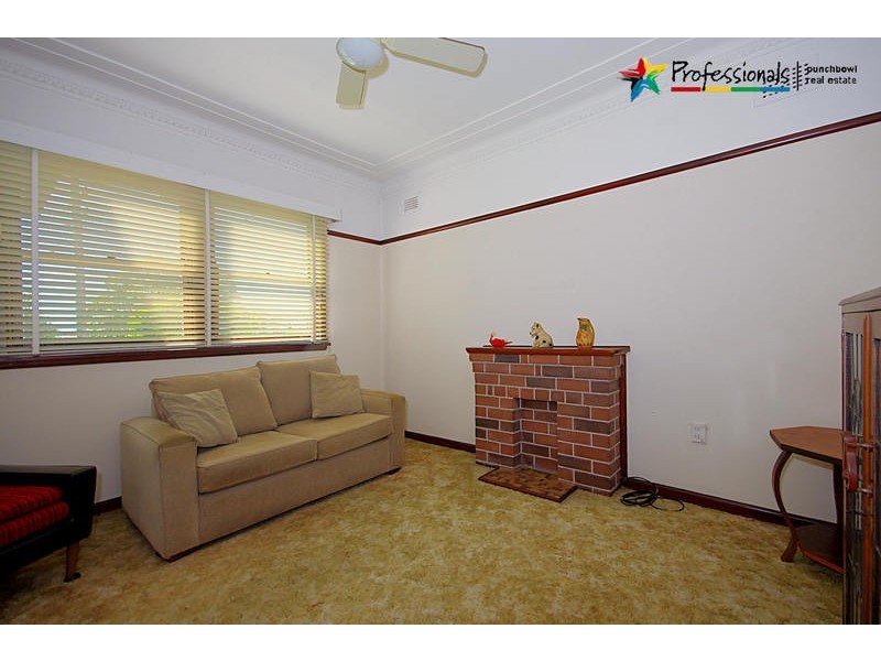 14a HENRY Street, Punchbowl NSW 2196