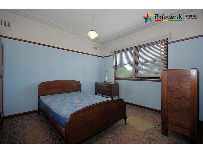 14a HENRY Street, Punchbowl NSW 2196