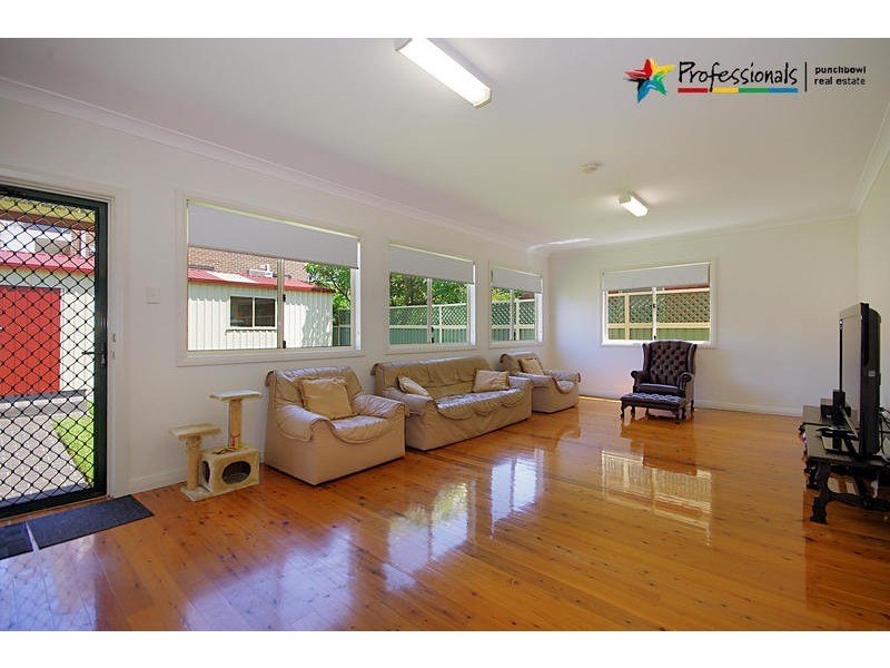 125 WONIORA Road, South Hurstville NSW 2221