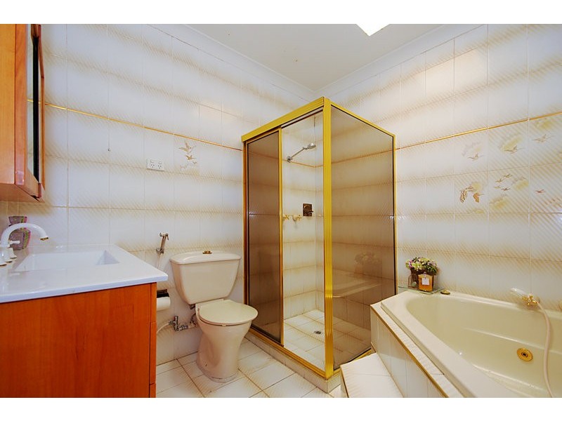 29 pentland Avenue, Roselands NSW 2196