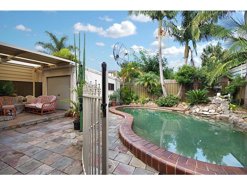 29 pentland Avenue, Roselands NSW 2196