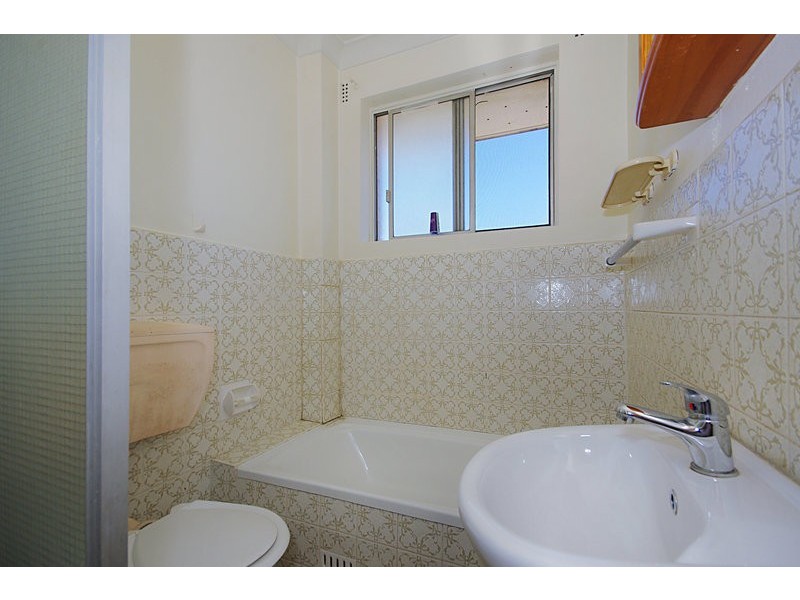 4/22 DENMAN Avenue, Wiley Park NSW 2195