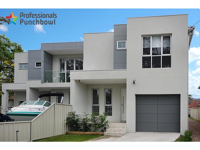 911B HENRY LAWSON Drive, Picnic Point NSW 2213