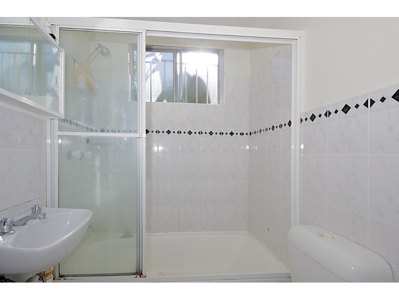 8/69 dudley Street, Punchbowl NSW 2196