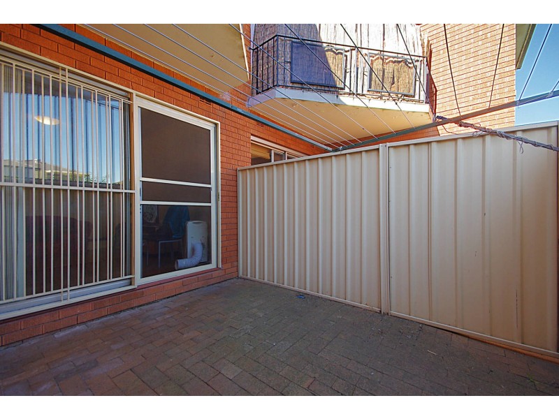 8/69 dudley Street, Punchbowl NSW 2196