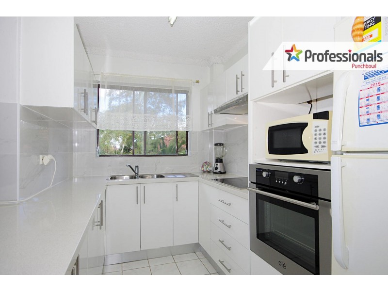 19/85 CAIRDS Avenue, Bankstown NSW 2200