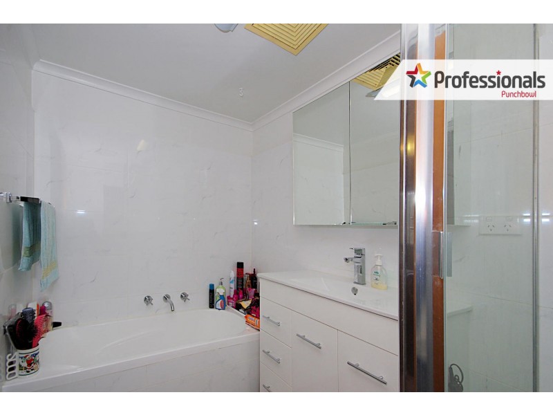 19/85 CAIRDS Avenue, Bankstown NSW 2200