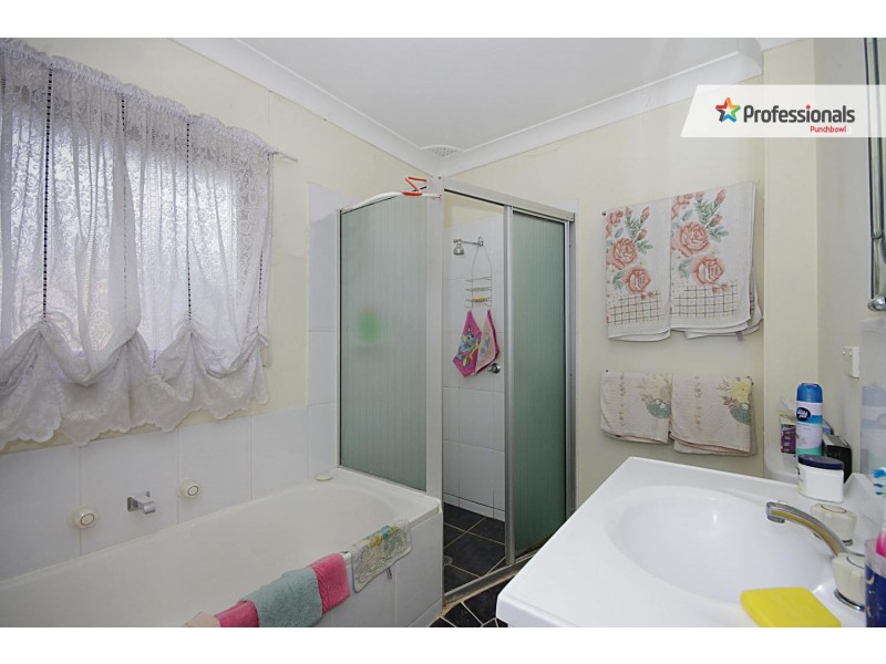 23/75 CHISWICK Road, Greenacre NSW 2190