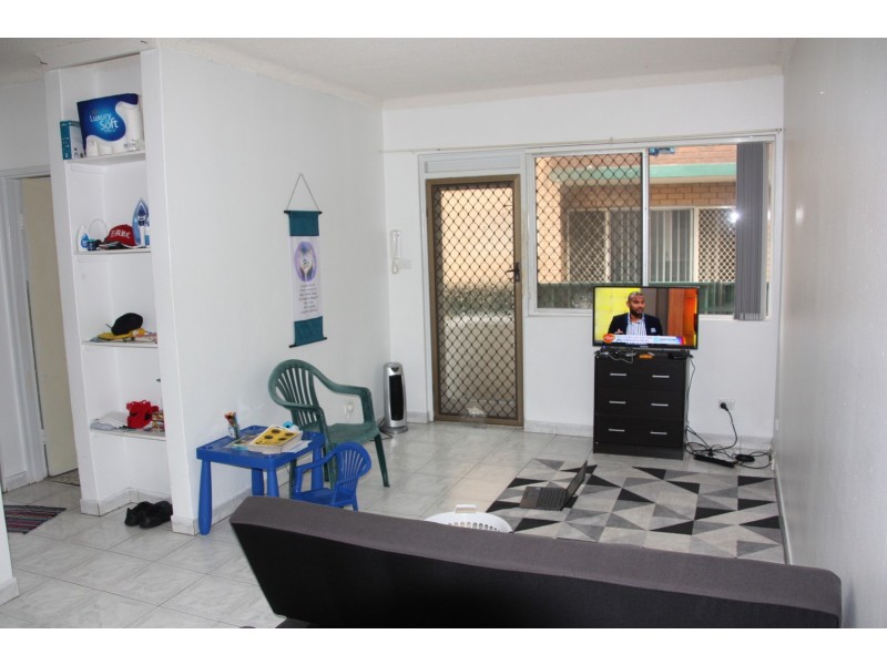 8/104 VICTORIA Road, Punchbowl NSW 2196