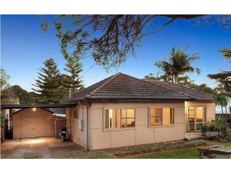 29 Doris Street, Picnic Point NSW 2213