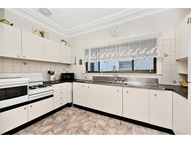 22 STEPHENSON Street, Roselands NSW 2196