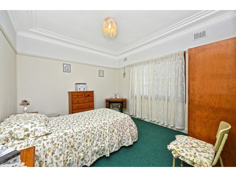 22 STEPHENSON Street, Roselands NSW 2196