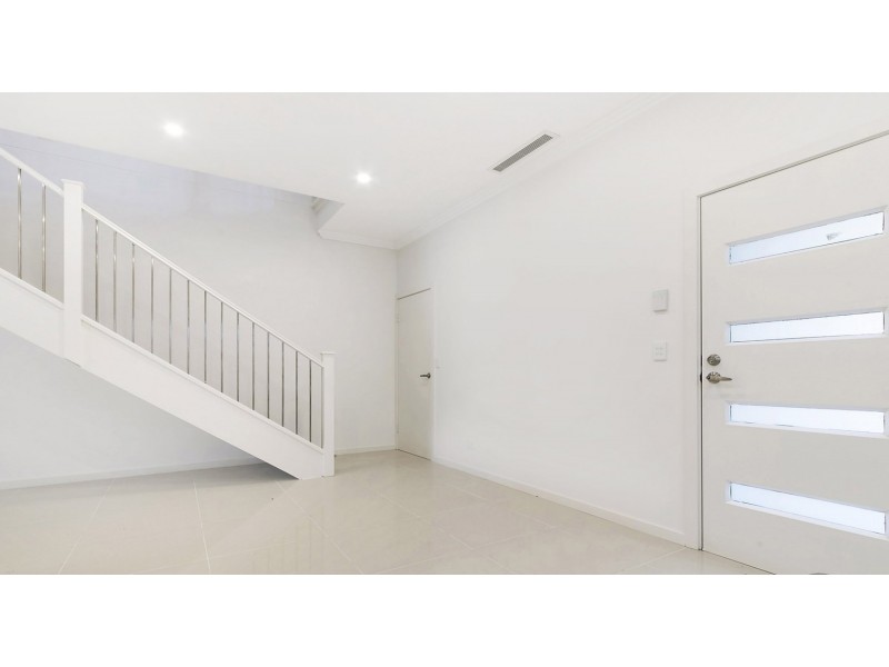 70A MAIDEN Street, Greenacre NSW 2190