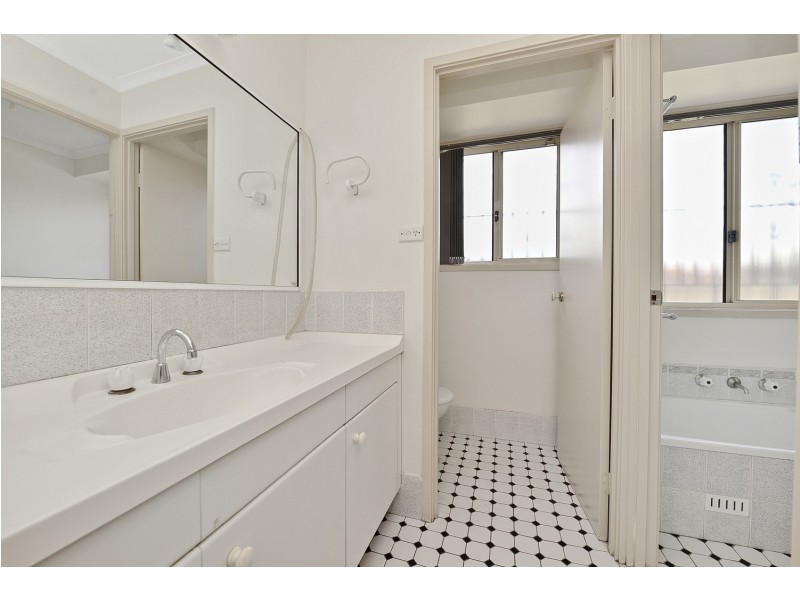 2/629 PUNCHBOWL Road, Punchbowl NSW 2196