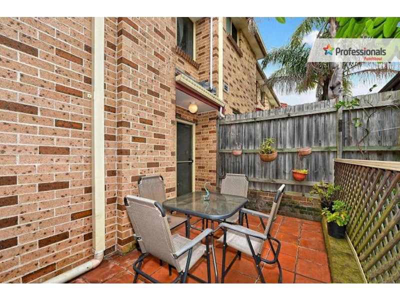 4/102  SPROULE Street, Lakemba NSW 2195