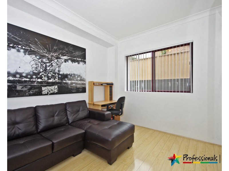 8/1089 CANTERBURY Road, Wiley Park NSW 2195