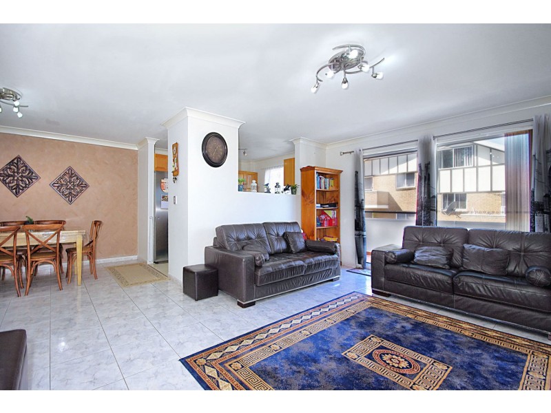 33/134 meredith Street, Bankstown NSW 2200