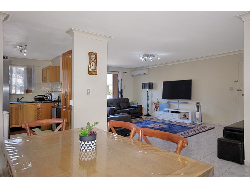 33/134 meredith Street, Bankstown NSW 2200