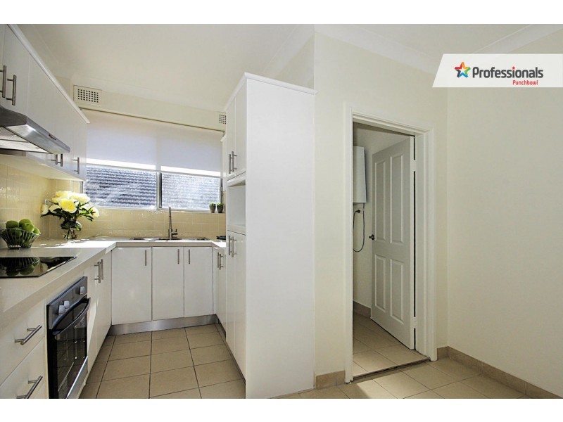 6/112 ROSSMORE Avenue, Punchbowl NSW 2196