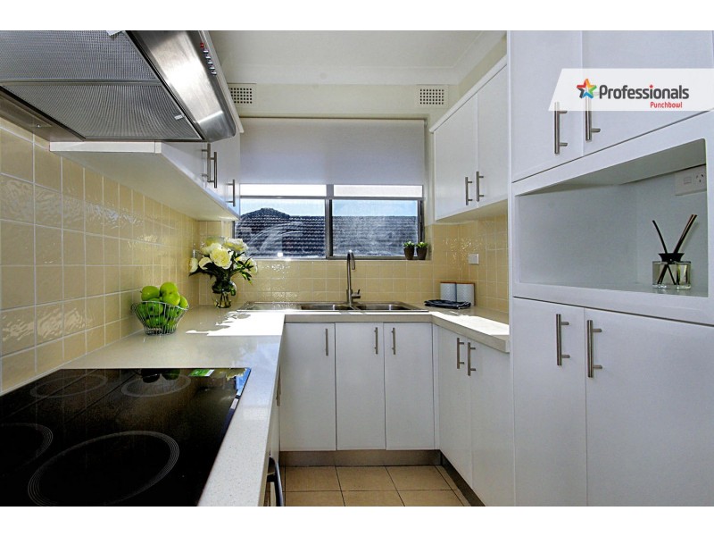 6/112 ROSSMORE Avenue, Punchbowl NSW 2196
