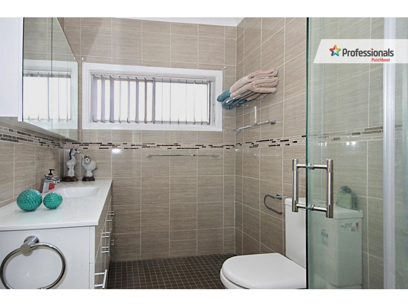 14 KENT Avenue, Roselands NSW 2196