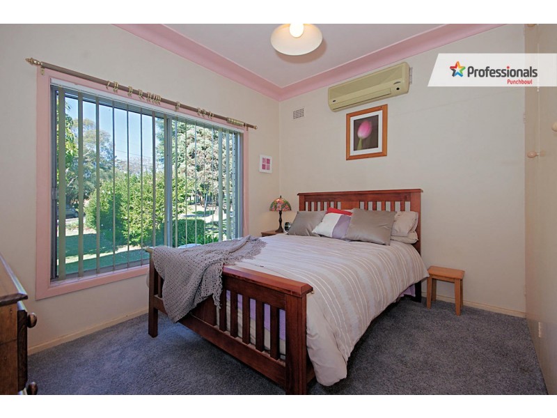 14 KENT Avenue, Roselands NSW 2196