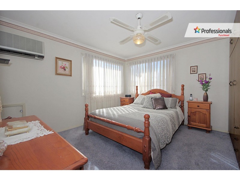 14 KENT Avenue, Roselands NSW 2196