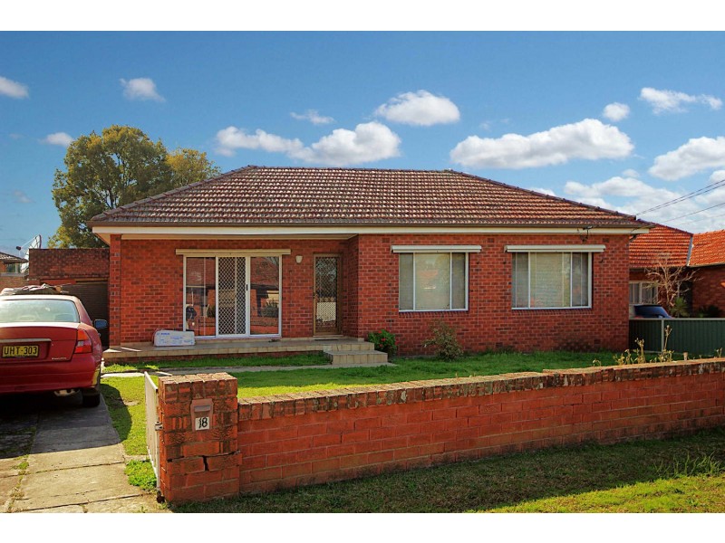 18 SALADINE Avenue, Punchbowl NSW 2196