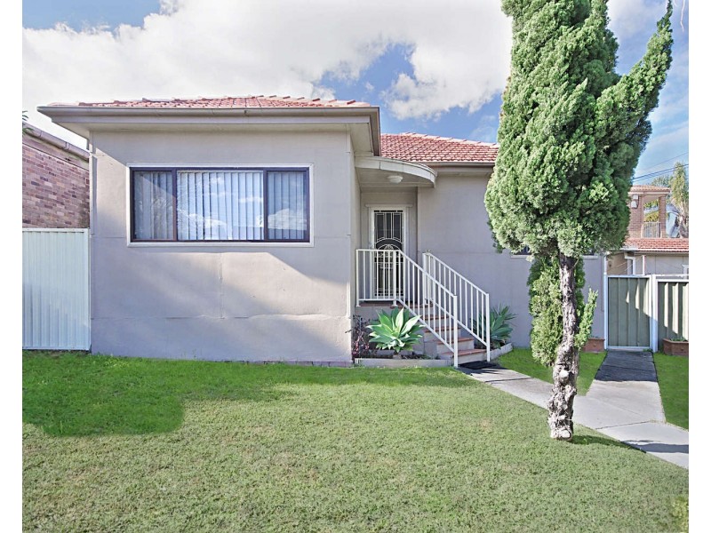 58 bonds Road, Roselands NSW 2196