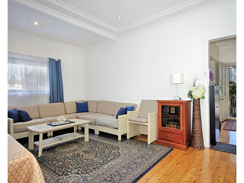 58 bonds Road, Roselands NSW 2196