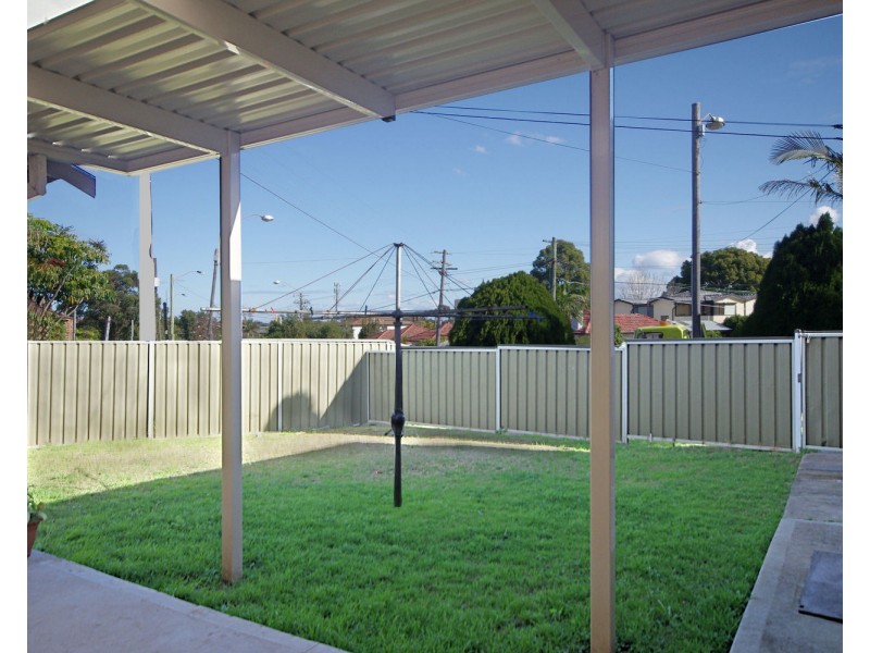 58 bonds Road, Roselands NSW 2196