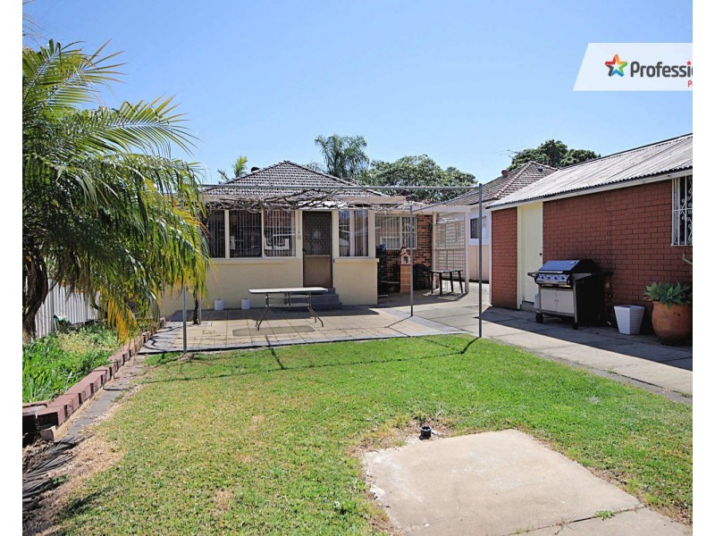 14 PAYTEN Avenue, Roselands NSW 2196
