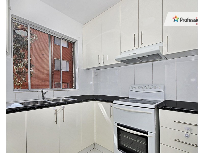 13/52 FAIRMOUNT Street, Lakemba NSW 2195