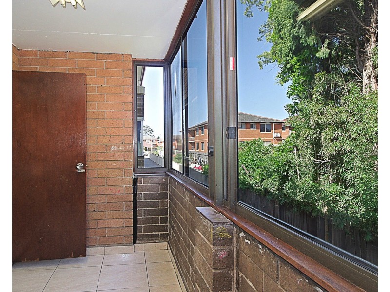 13/52 FAIRMOUNT Street, Lakemba NSW 2195