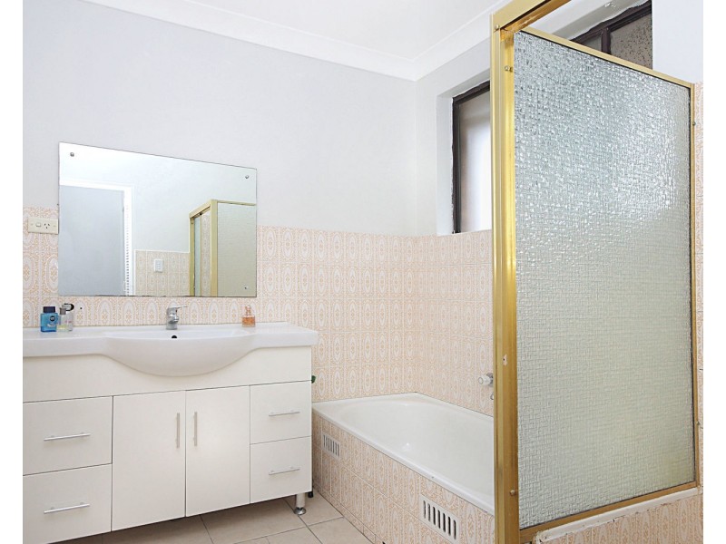 11/92 james Street, Punchbowl NSW 2196