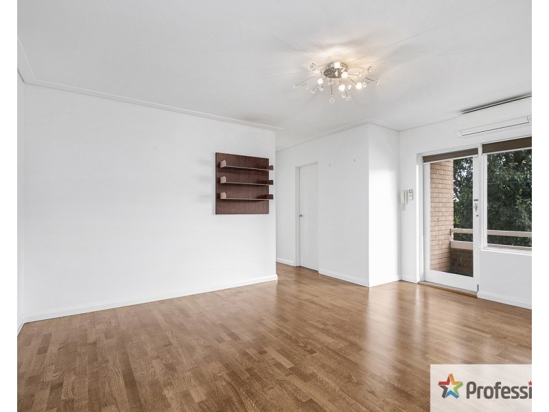 4/83 BROADWAY, Punchbowl NSW 2196