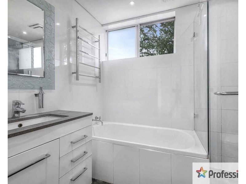 4/83 BROADWAY, Punchbowl NSW 2196