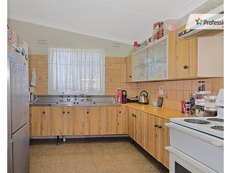 8 CATHERINE Street, Punchbowl NSW 2196