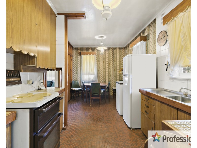 4 COORABIN Place, Riverwood NSW 2210