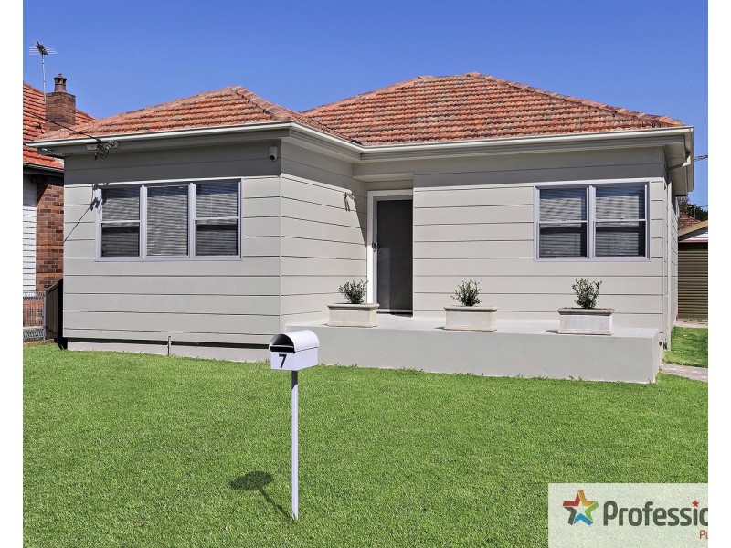 7 EWEN Street, Roselands NSW 2196